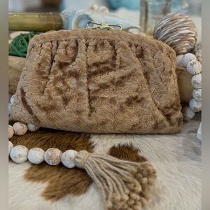 Vintage crushed velvet Clutch with gold bow clasp